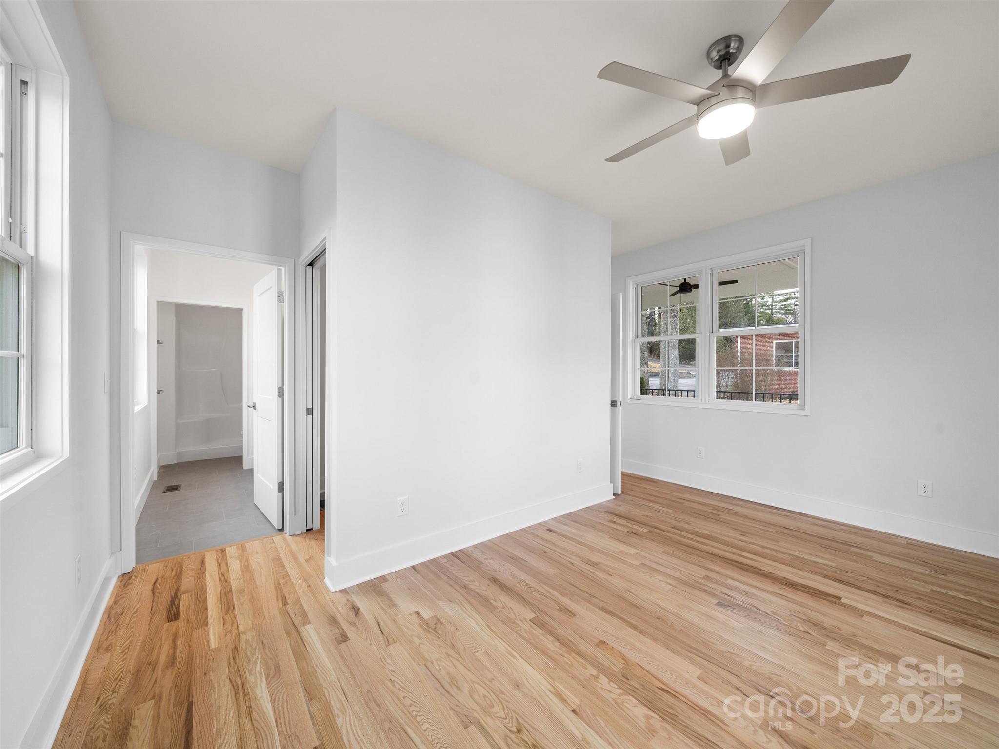 36 Skyvue Court Saluda NC 28773