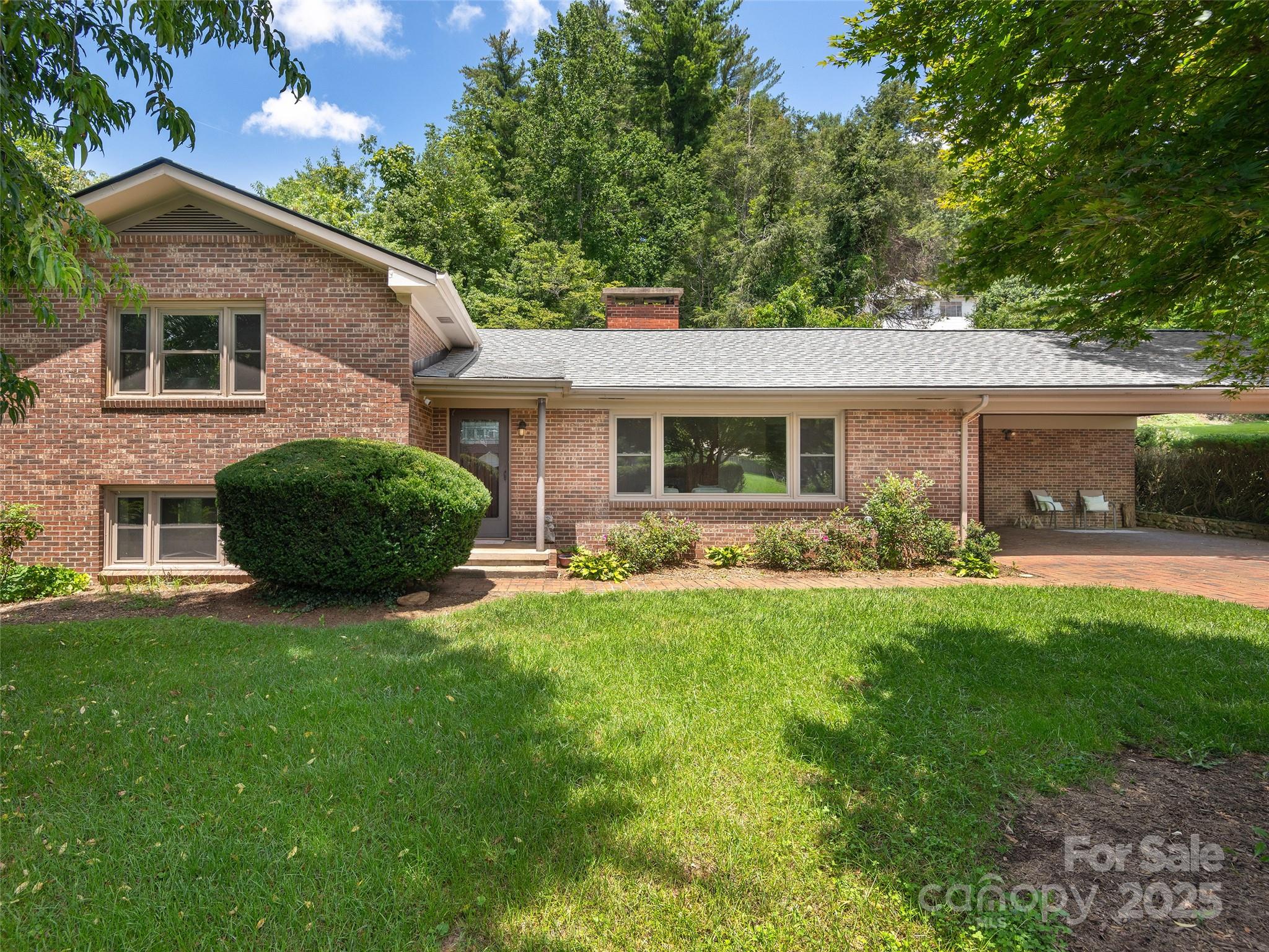 72 Georgia Avenue Waynesville NC 28786