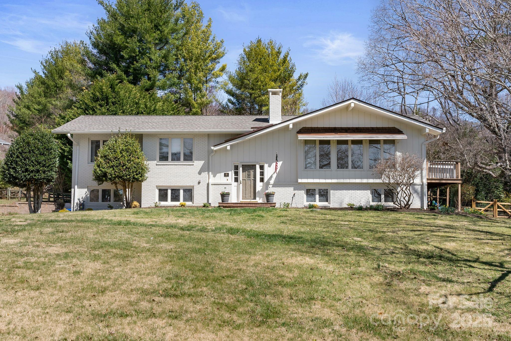 86 Braddock Way Asheville NC 28803