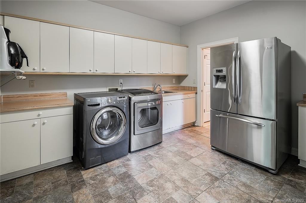 6643 Colston Court Charlotte NC 28210