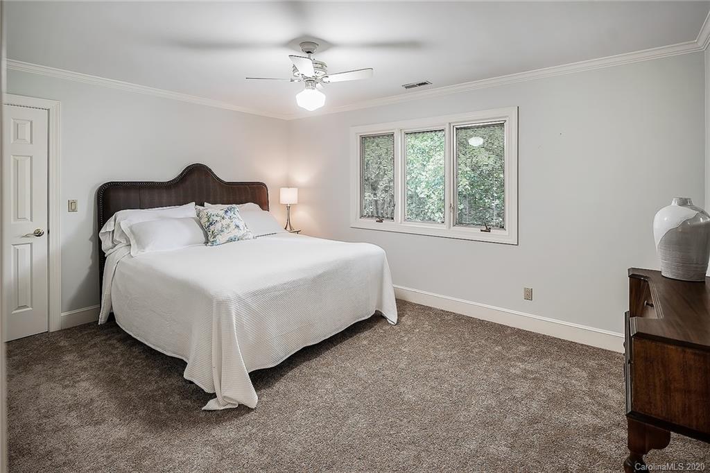 6643 Colston Court Charlotte NC 28210