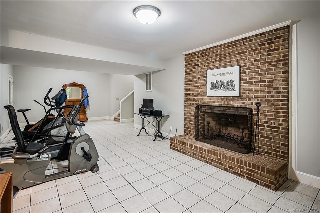 6643 Colston Court Charlotte NC 28210