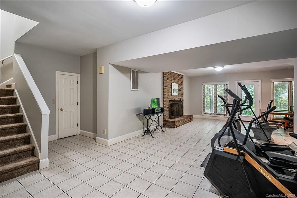 6643 Colston Court Charlotte NC 28210