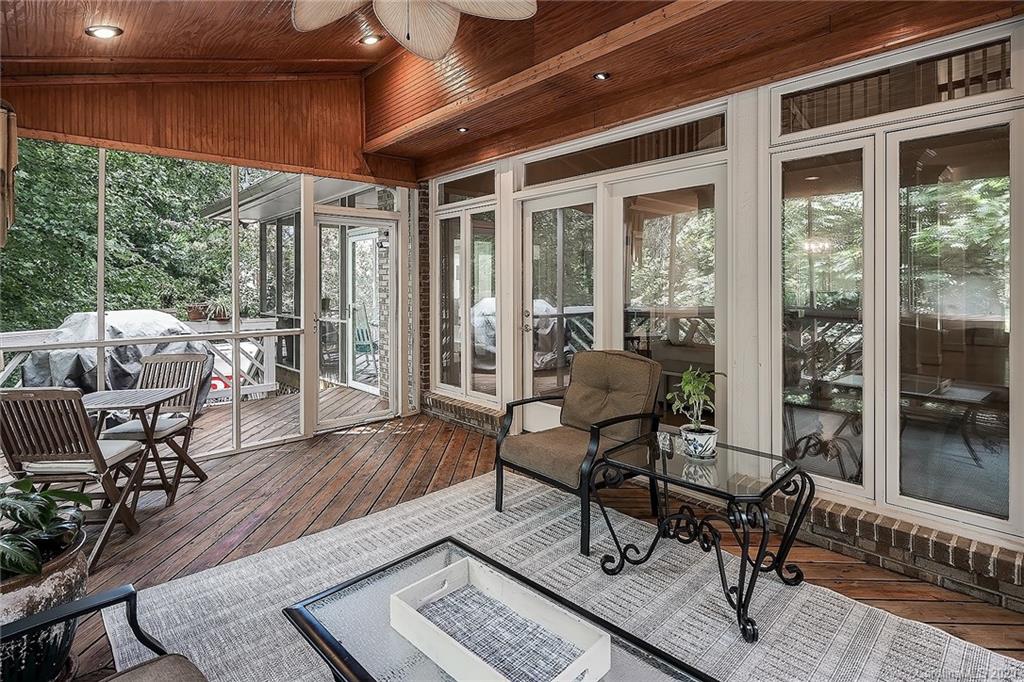 6643 Colston Court Charlotte NC 28210