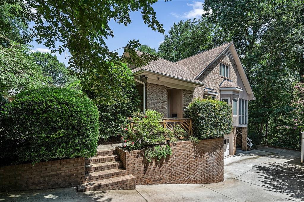 6643 Colston Court Charlotte NC 28210