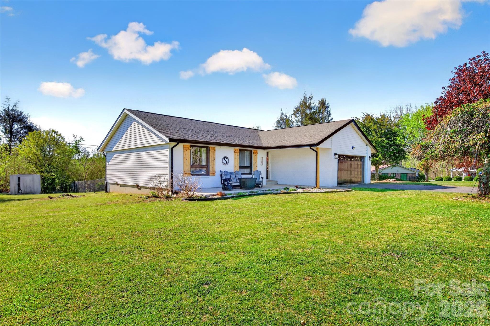 1191 Dale Road Spruce Pine NC 28777