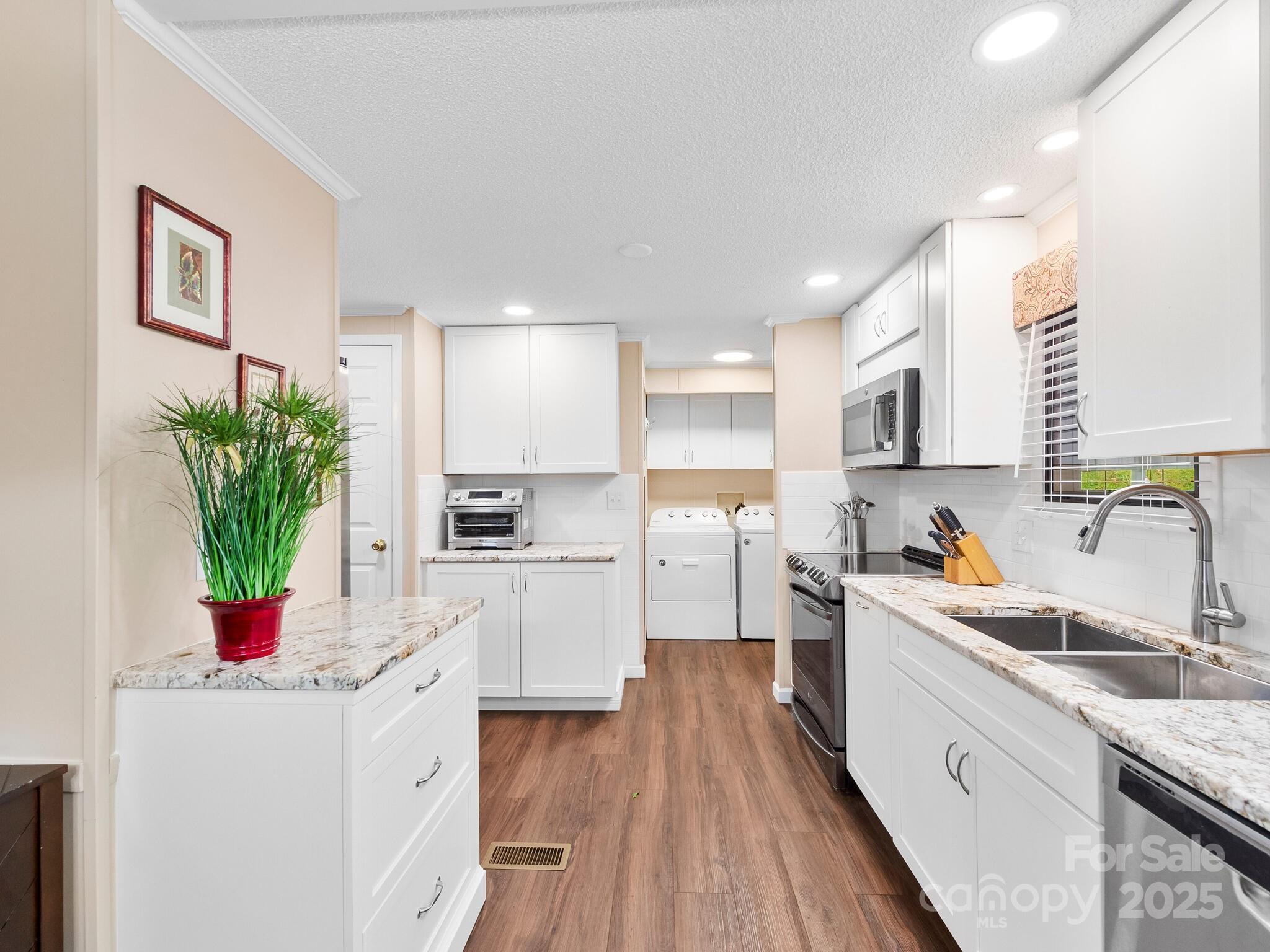52 Delta Lane Sylva NC 28779
