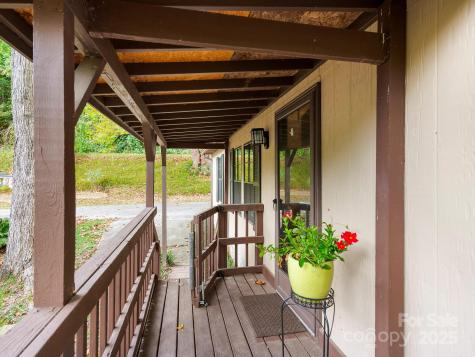 52 Delta Lane Sylva NC 28779