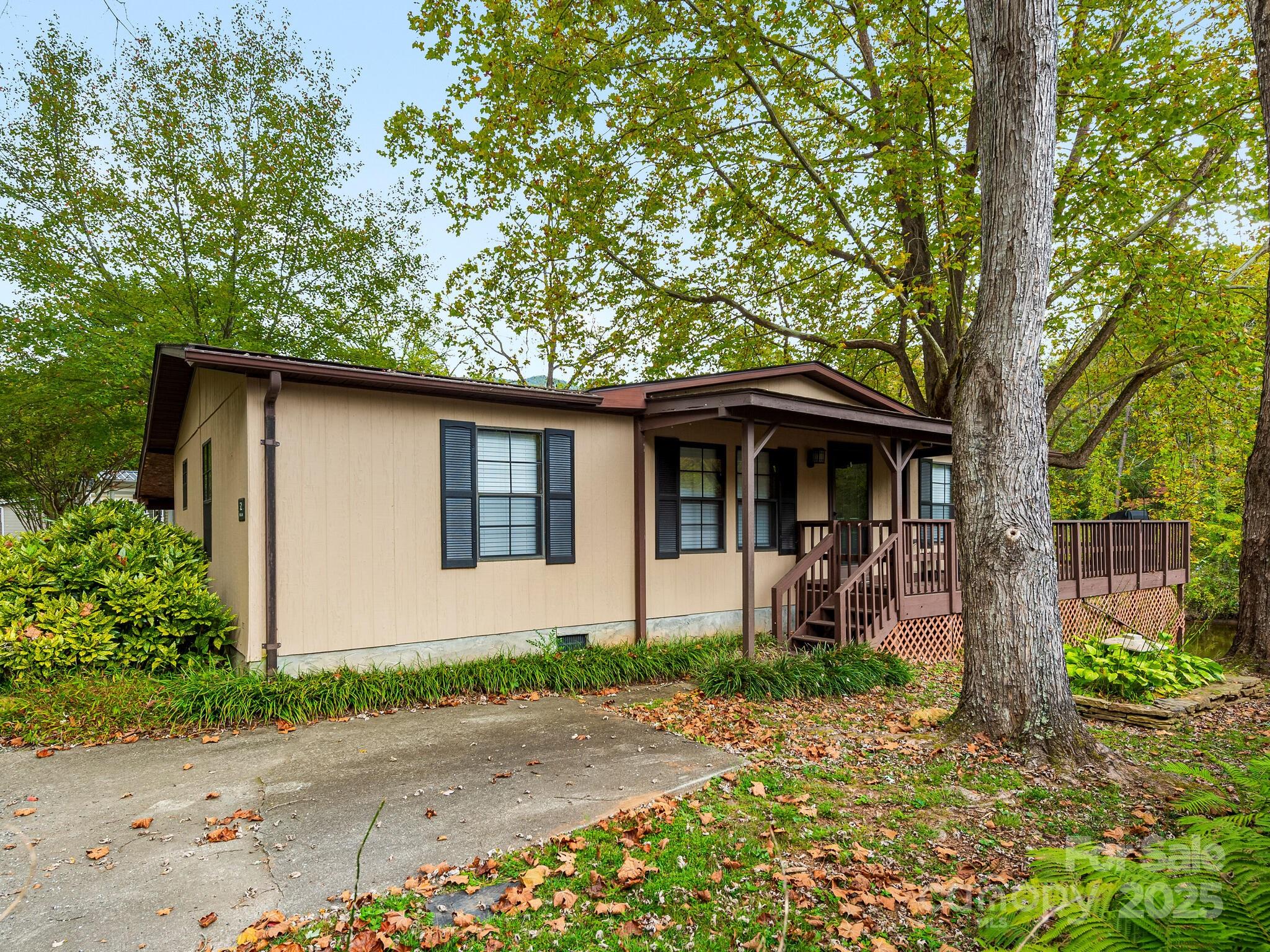 52 Delta Lane Sylva NC 28779