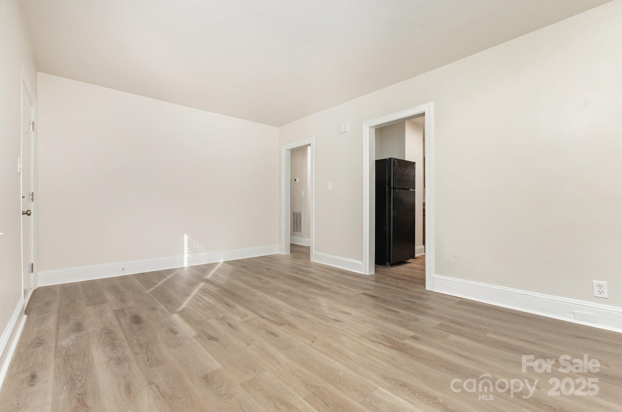 2446 Columbus Circle Charlotte NC 28208