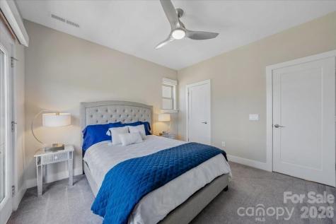 12057 Brooklyn Avenue Charlotte NC 28204