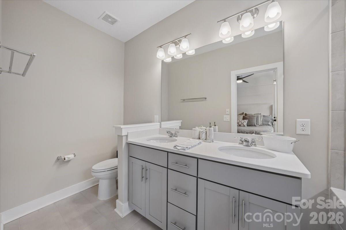 12057 Brooklyn Avenue Charlotte NC 28204