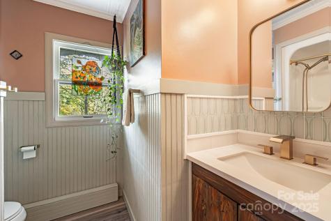 117 Holcombe Branch Road Weaverville NC 28787