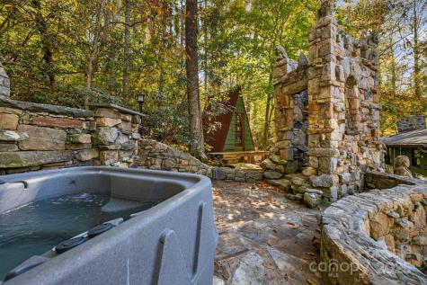 117 Holcombe Branch Road Weaverville NC 28787