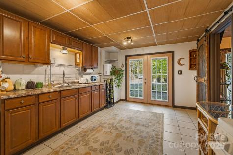 117 Holcombe Branch Road Weaverville NC 28787