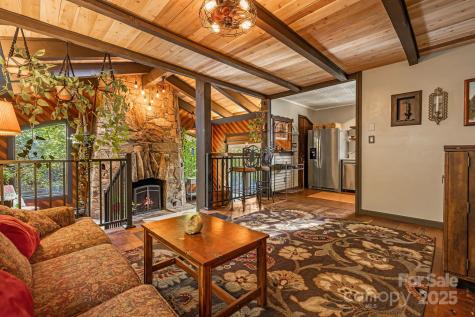 117 Holcombe Branch Road Weaverville NC 28787