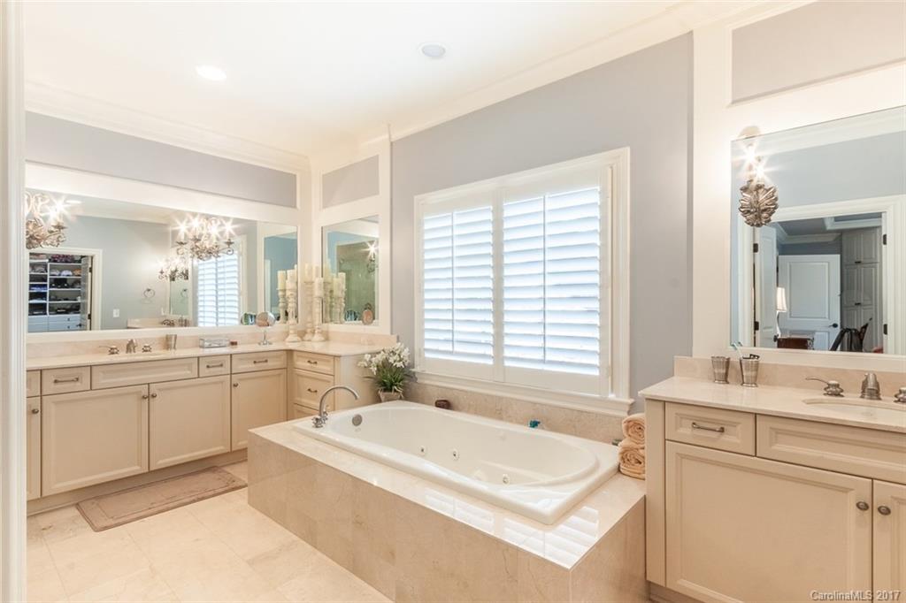 3525 Blackhorse Lane Charlotte NC 28210