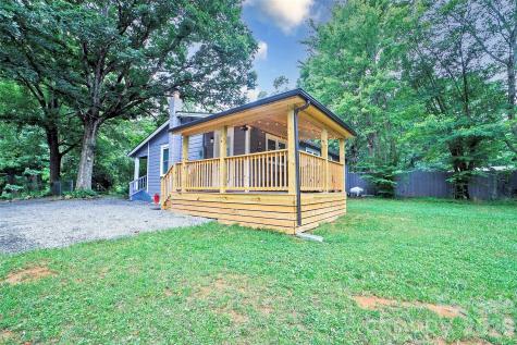 22 Glenview Place Arden NC 28704