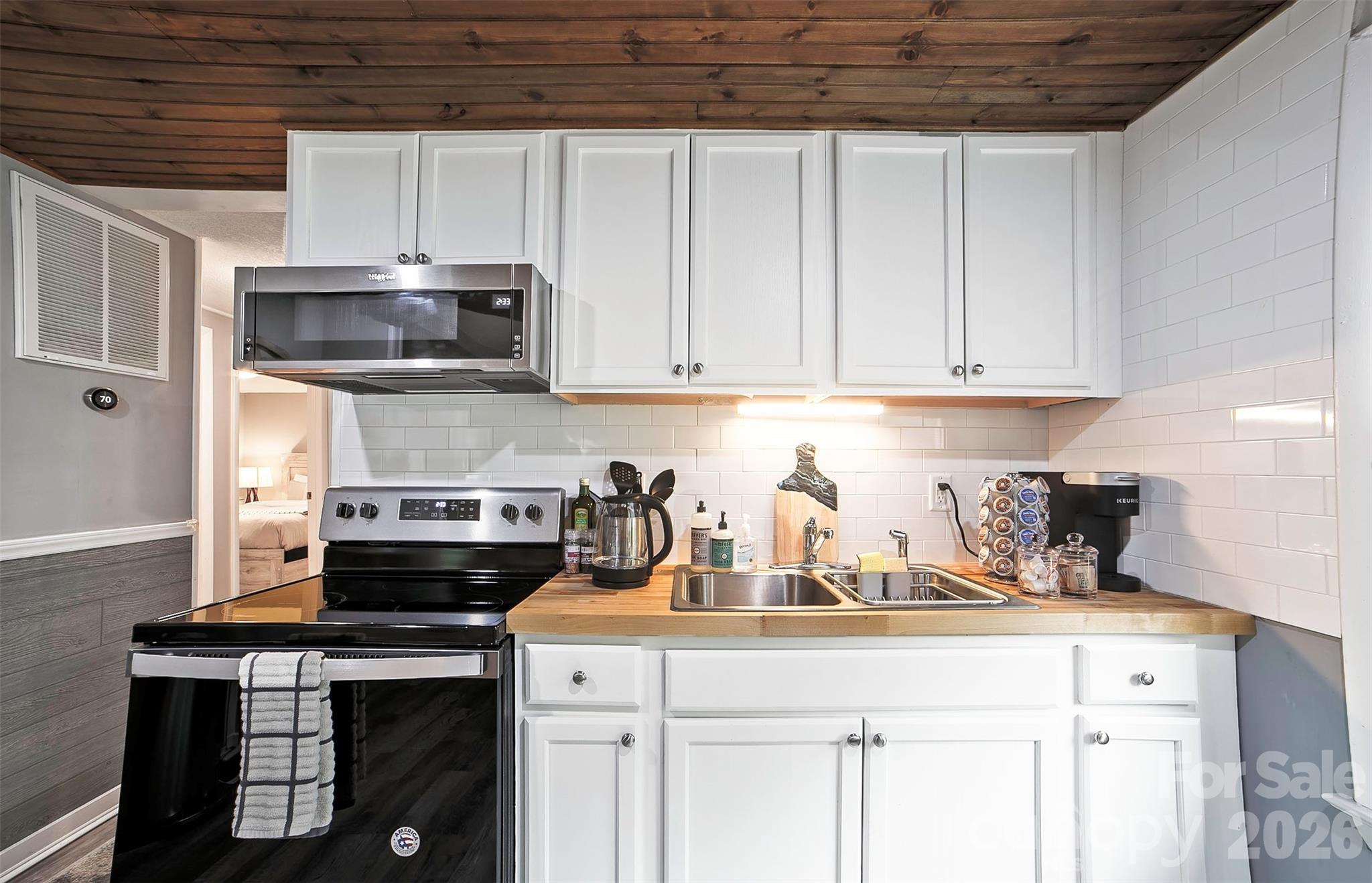 22 Glenview Place Arden NC 28704