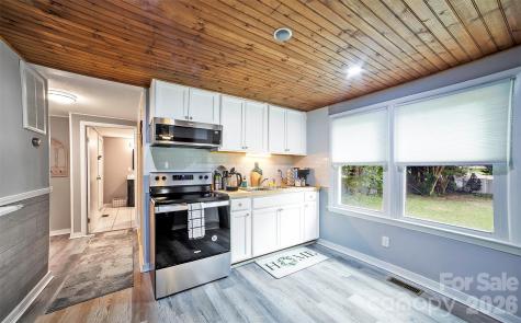 22 Glenview Place Arden NC 28704