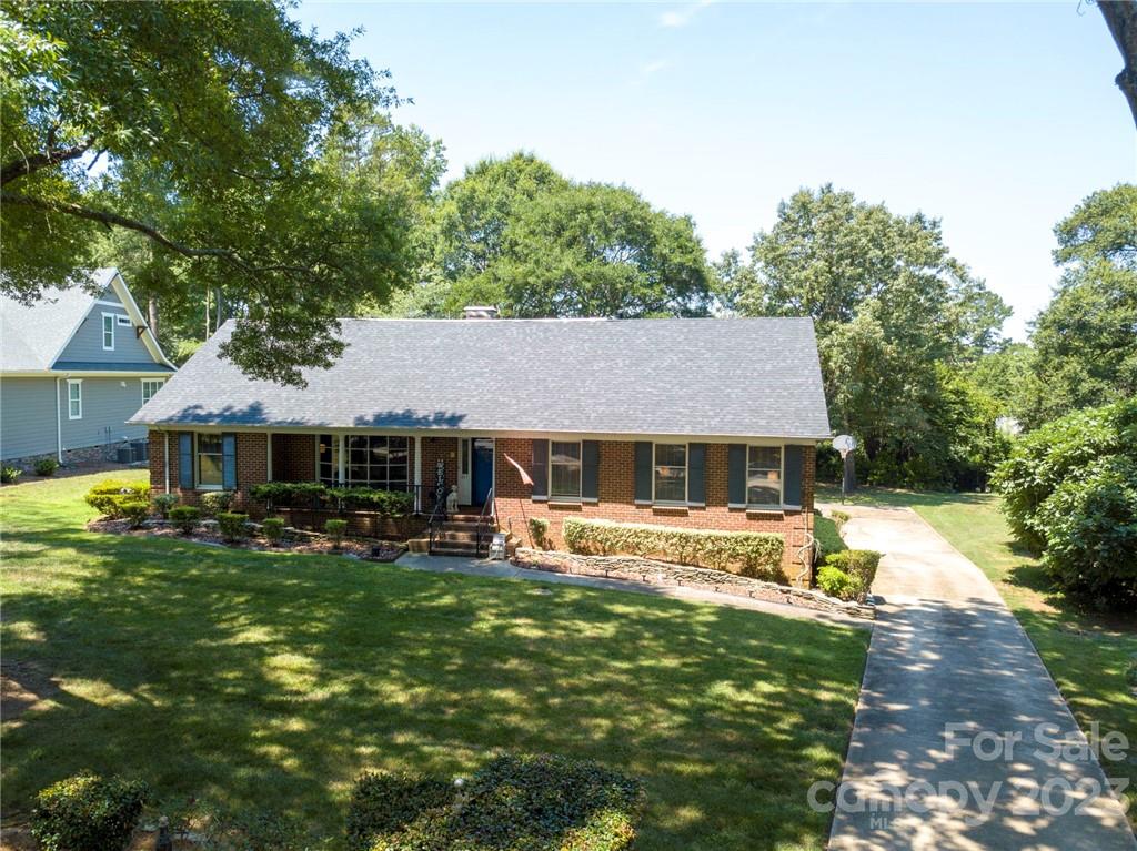 317 Pine Island Drive Charlotte NC 28214