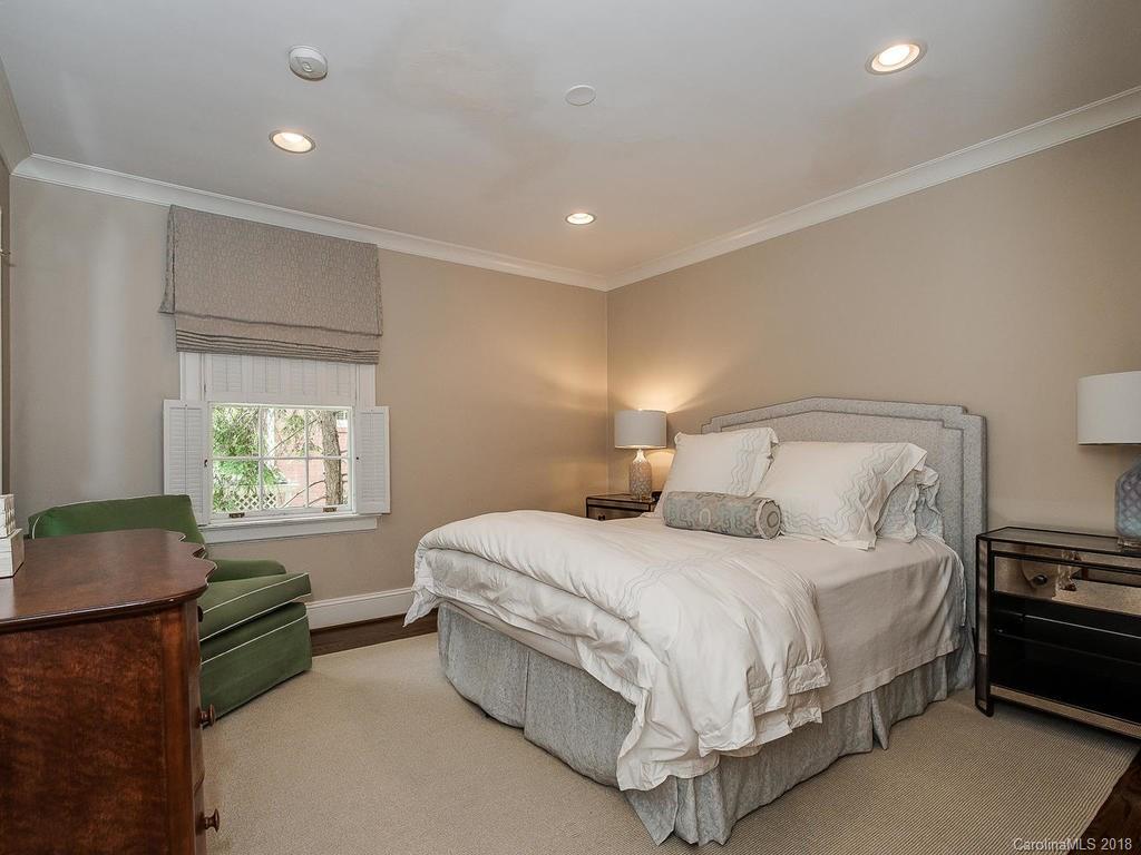 2237 Malvern Road Charlotte NC 28207