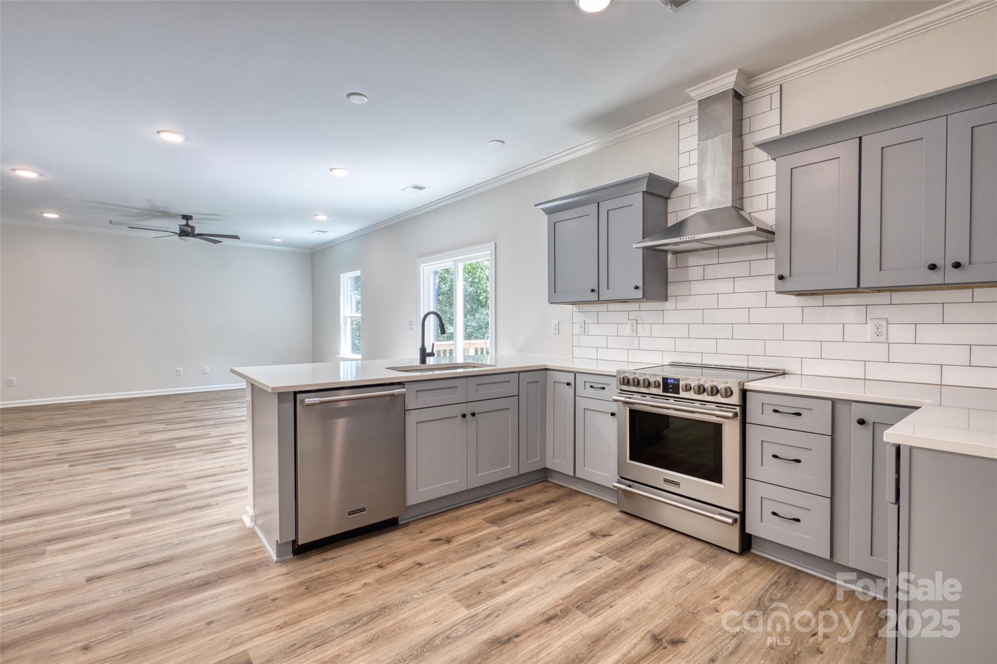 1541 Riverview Circle Fort Lawn SC 29714