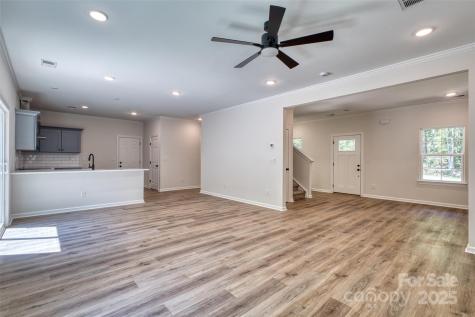 1541 Riverview Circle Fort Lawn SC 29714
