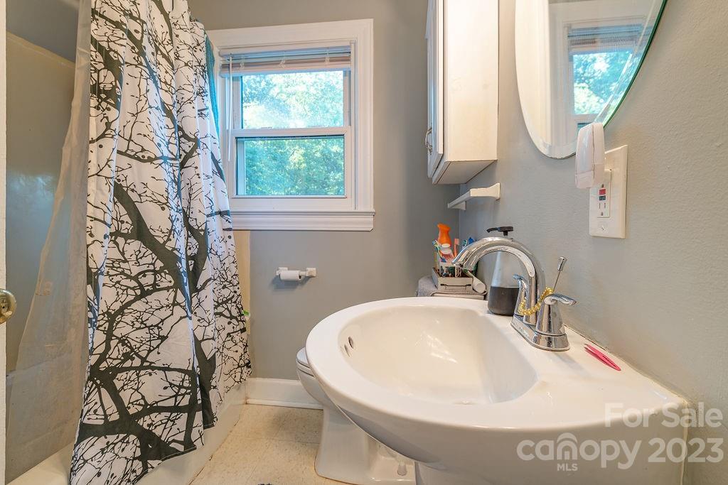85 Morris Street Asheville NC 28806