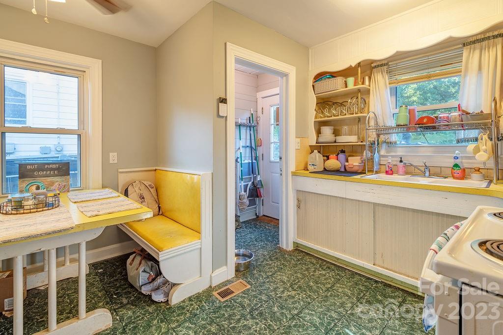 85 Morris Street Asheville NC 28806