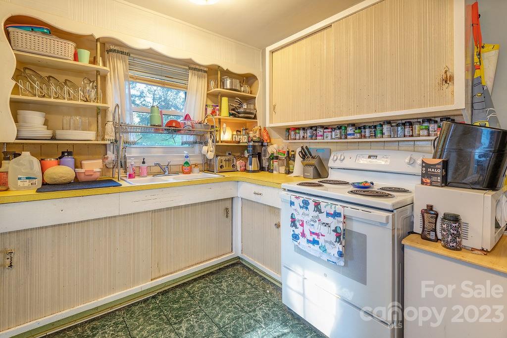 85 Morris Street Asheville NC 28806