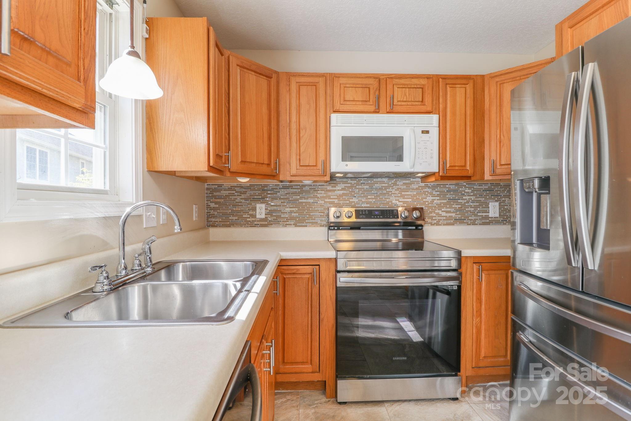 16 Aberdeen Drive Arden NC 28704