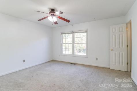 16 Aberdeen Drive Arden NC 28704