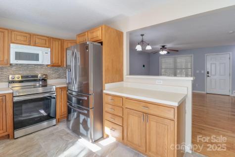 16 Aberdeen Drive Arden NC 28704