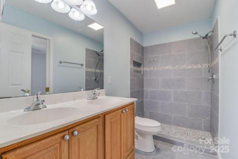 16 Aberdeen Drive Arden NC 28704