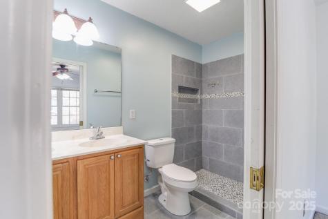 16 Aberdeen Drive Arden NC 28704