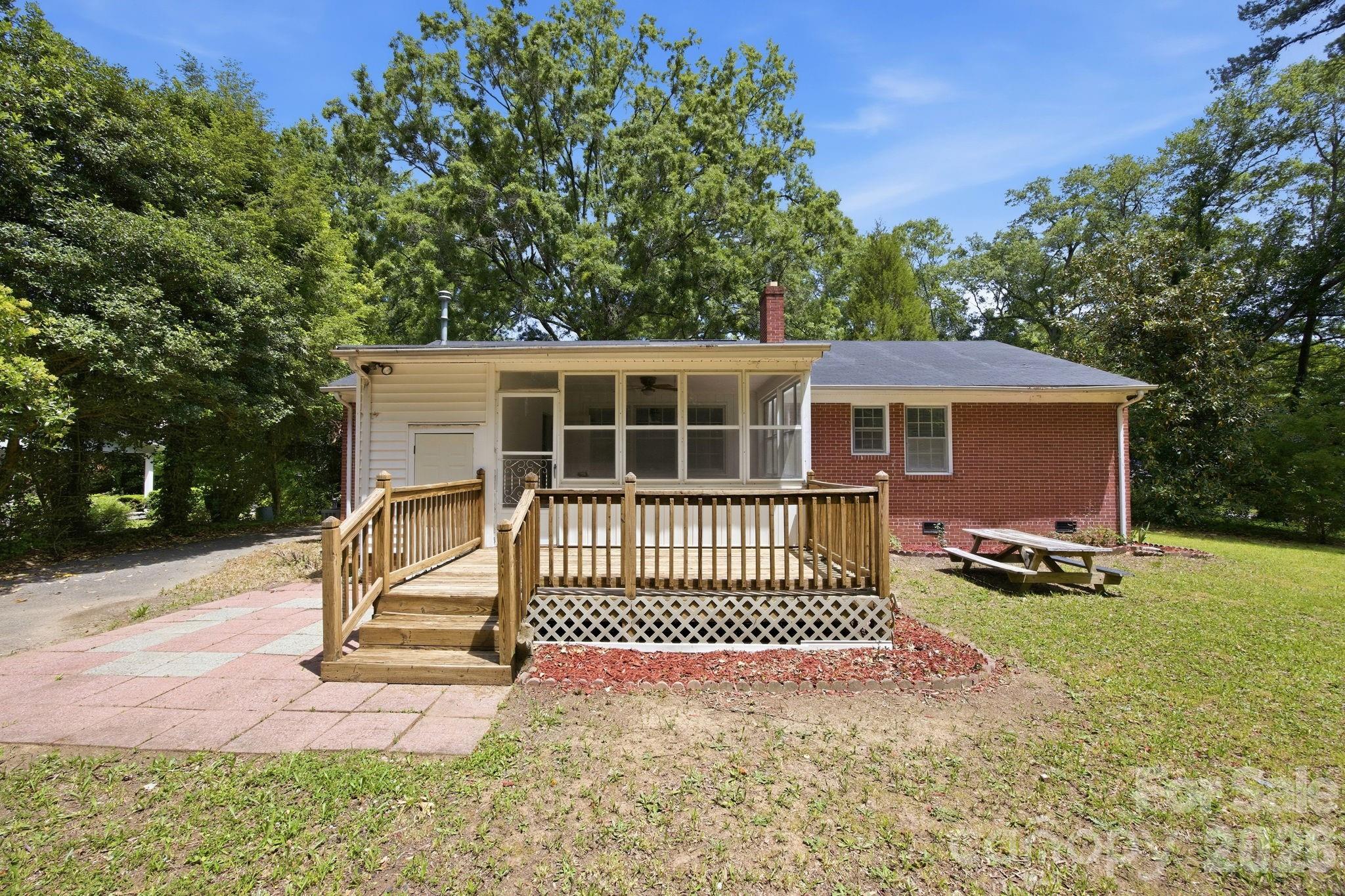 631 Townsend Avenue Gastonia NC 28052