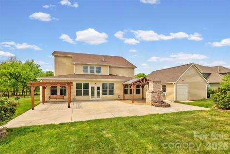 213 Candella Drive Matthews NC 28104