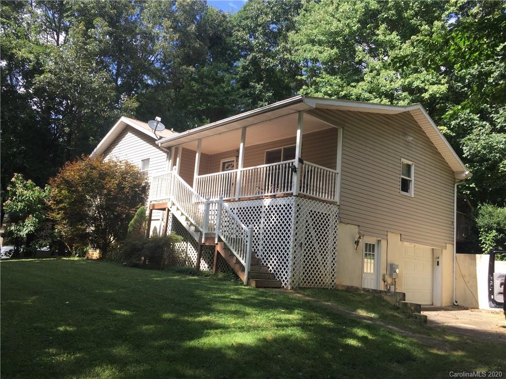 18 Friendship Lane Candler NC 28715