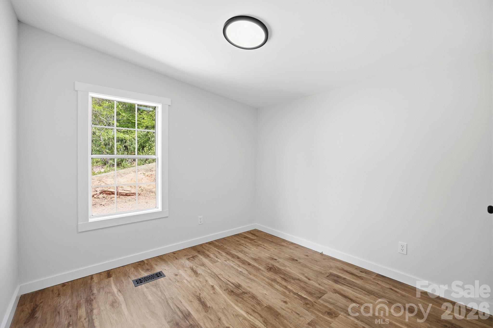 39 Upper Moffitt Road Asheville NC 28805