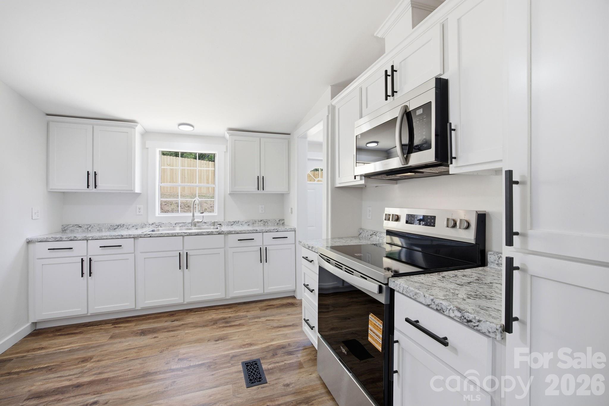 39 Upper Moffitt Road Asheville NC 28805