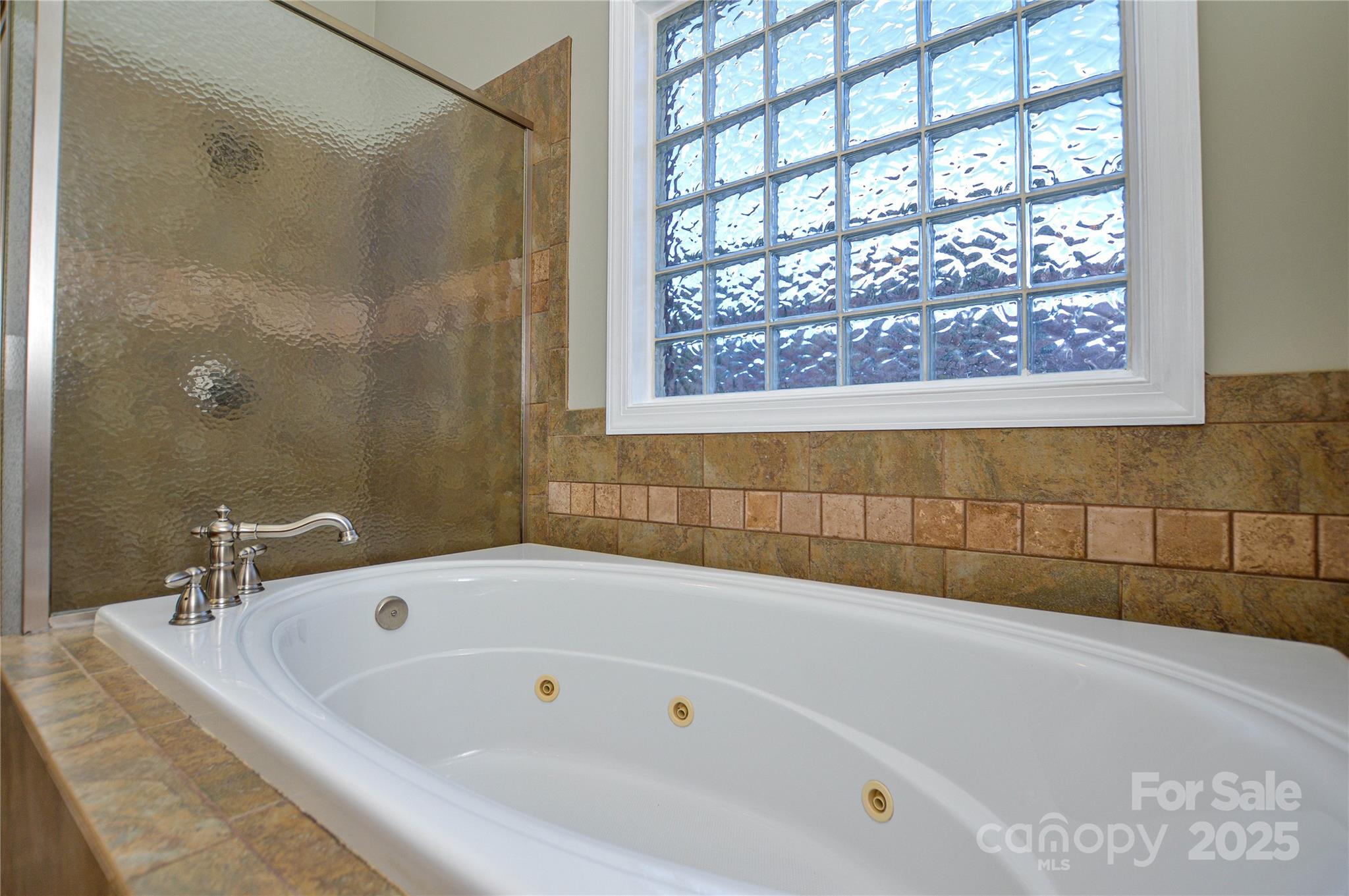 3640 Maple Brook Drive Denver NC 28037