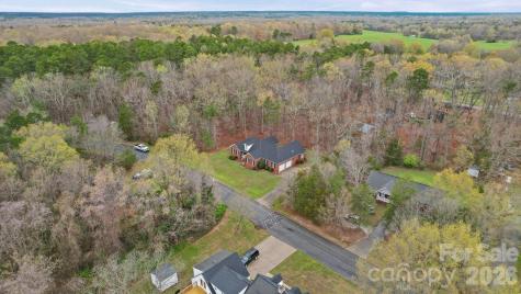 410 W Elm Street Wingate NC 28174