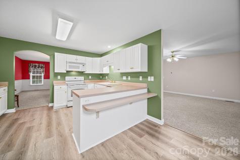410 W Elm Street Wingate NC 28174