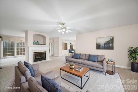 410 W Elm Street Wingate NC 28174