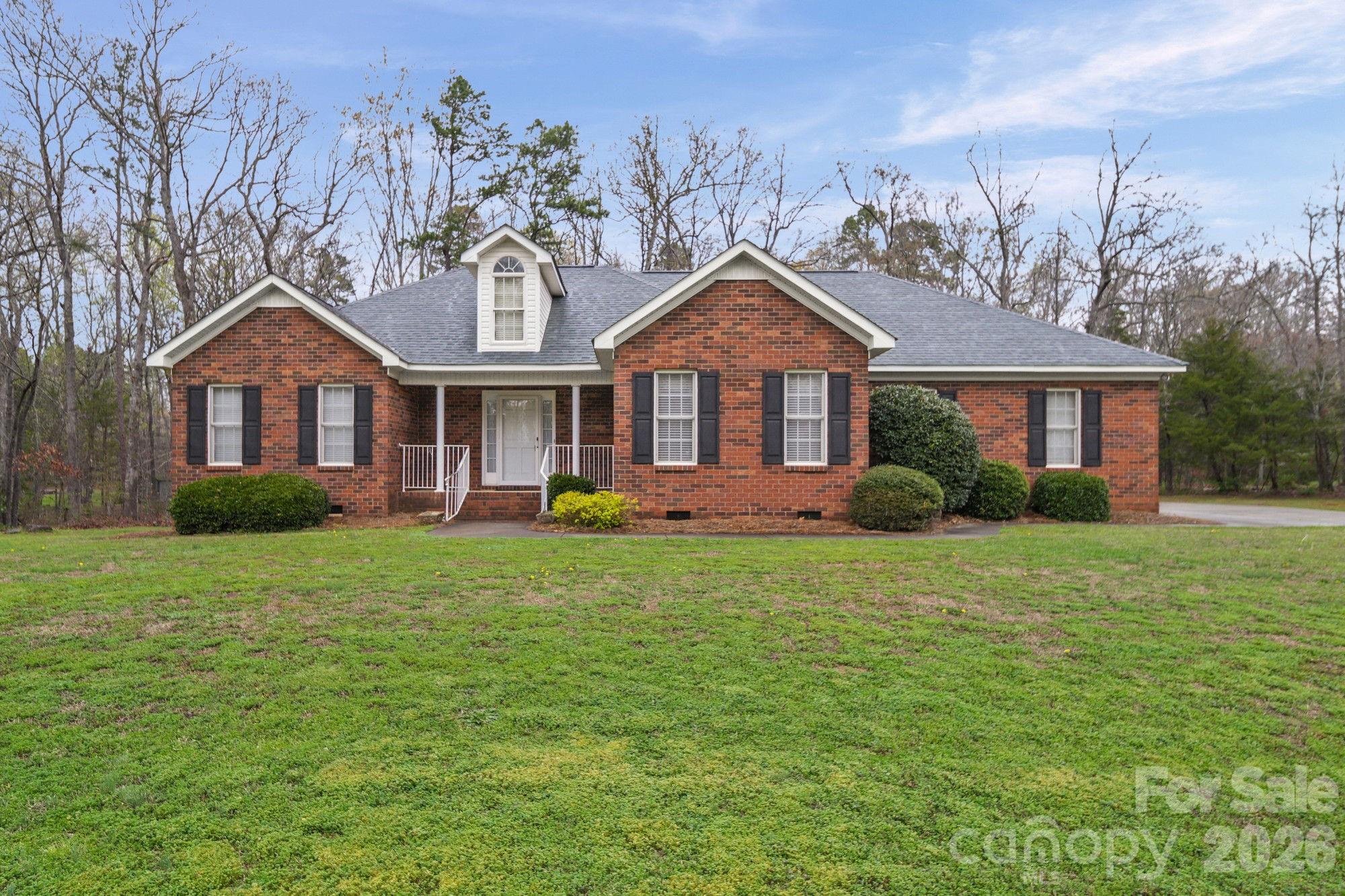 410 W Elm Street Wingate NC 28174
