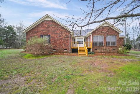 410 W Elm Street Wingate NC 28174