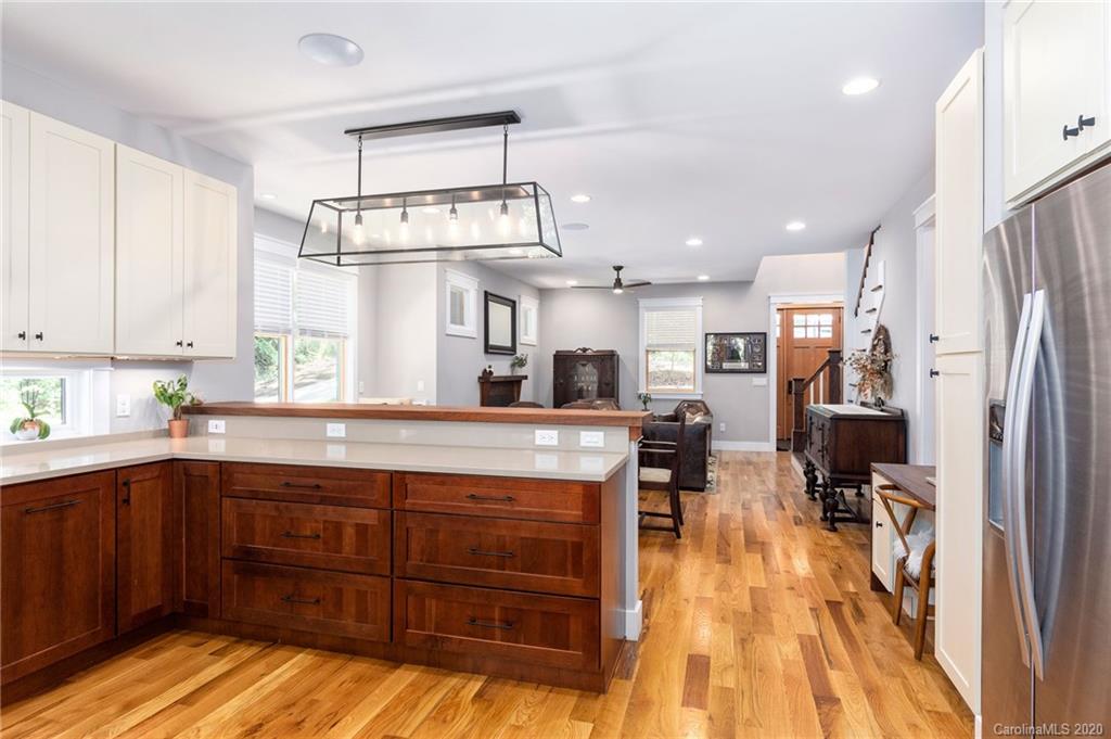 60 Hibriten Drive Asheville NC 28801