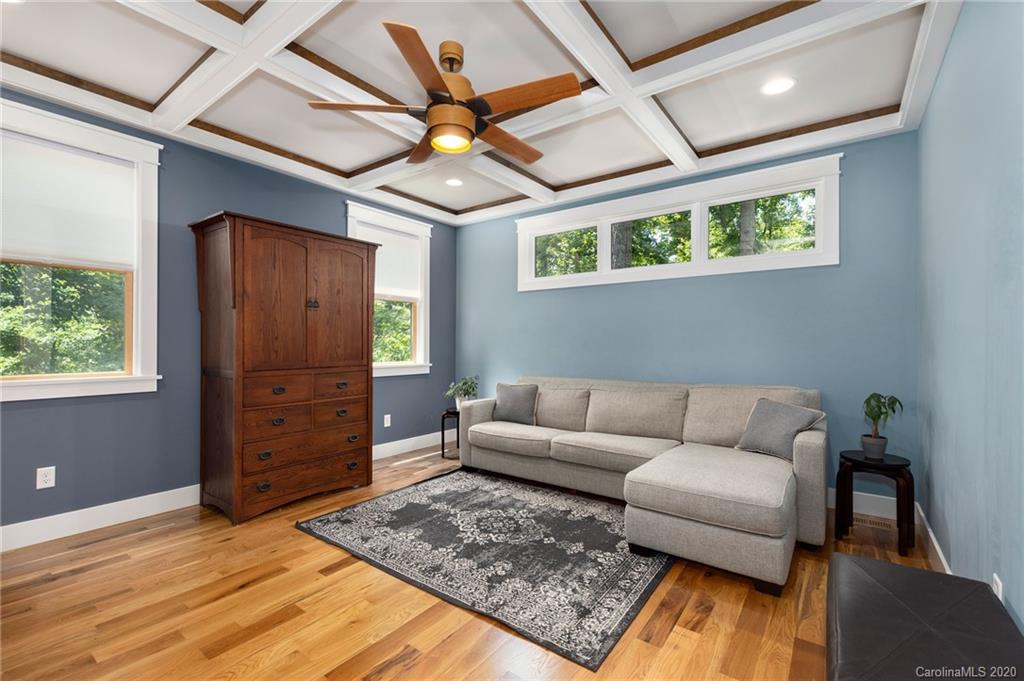60 Hibriten Drive Asheville NC 28801