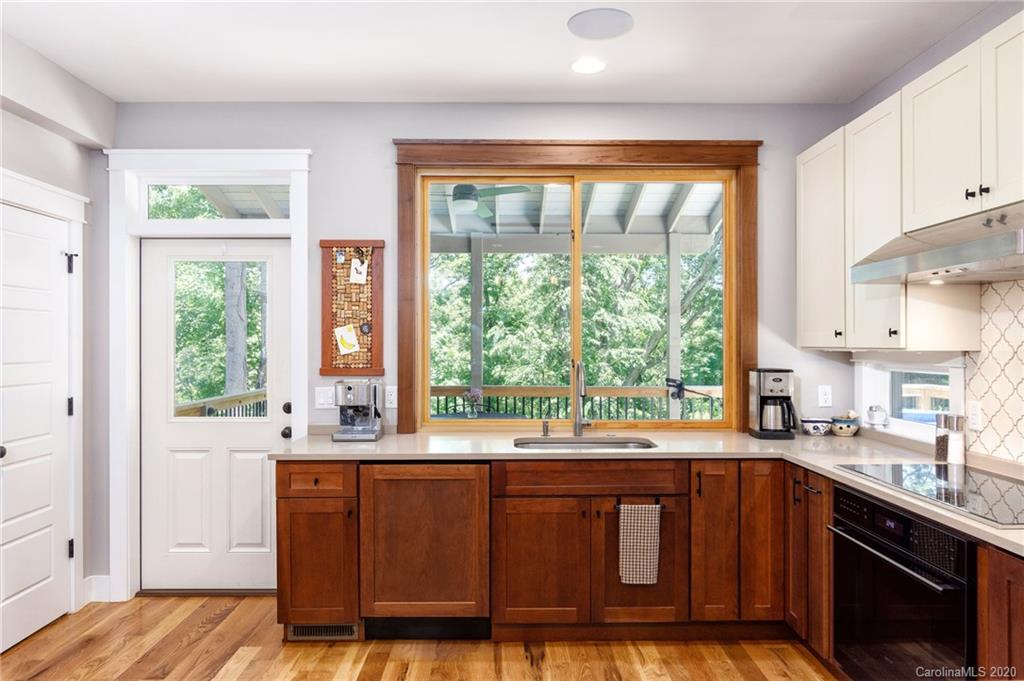60 Hibriten Drive Asheville NC 28801